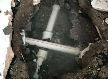 罗湖阳台漏水维修公司为您分享楼上楼下漏水怎么处理